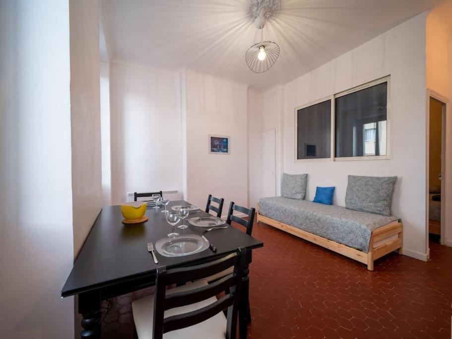 Appartement Tout Equipe 4 Couchages Belle De Mai Marseille Bagian luar foto