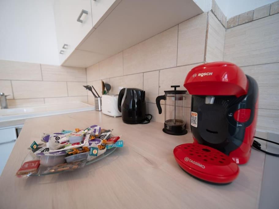 Appartement Tout Equipe 4 Couchages Belle De Mai Marseille Bagian luar foto